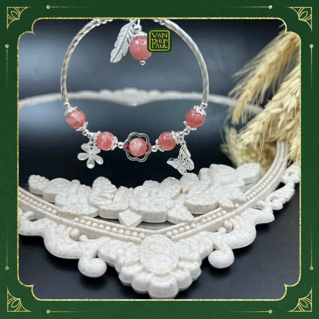 Vòng Đá Đào Hoa Mix Charm Bạc1